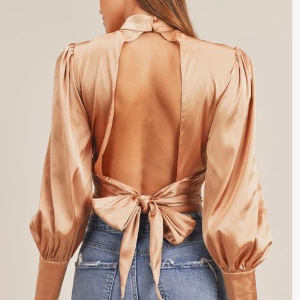 XS Free People Piper Backless Crop, Long Sleeve in Mango/ Dusty Orange